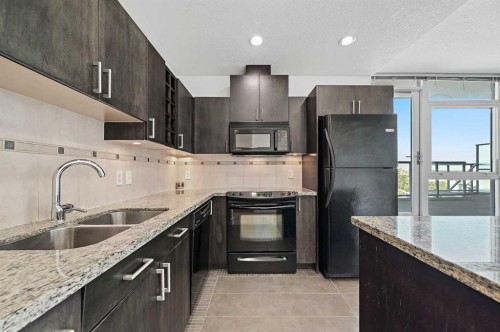 2404-77 Spruce Place Sw, Calgary, AB - Indoor Photo Showing Kitchen With Double Sink With Upgraded Kitchen