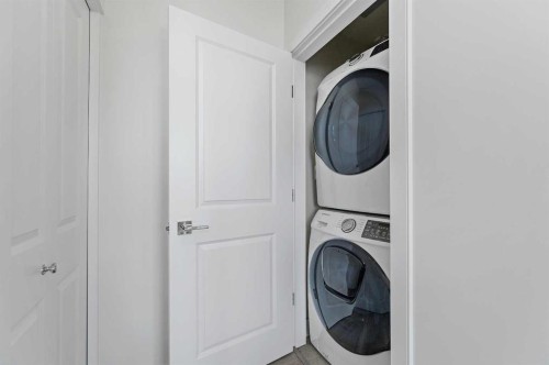 2404-77 Spruce Place Sw, Calgary, AB - Indoor Photo Showing Laundry Room