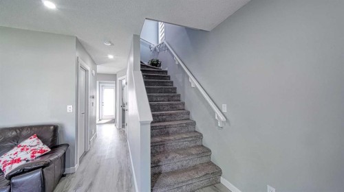 635 Taradale Drive Ne, Calgary, AB - Indoor Photo Showing Other Room