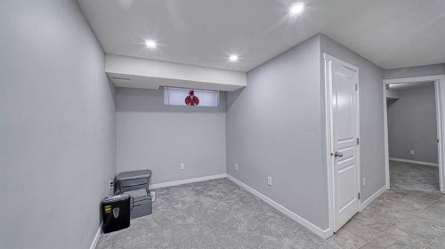 635 Taradale Drive Ne, Calgary, AB - Indoor