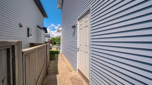 635 Taradale Drive Ne, Calgary, AB - Outdoor With Exterior