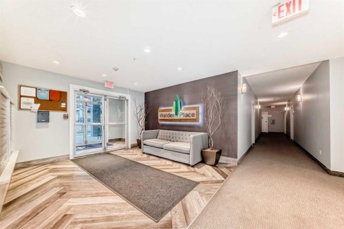 405-10 Walgrove Walk Se, Calgary, AB - Indoor Photo Showing Other Room