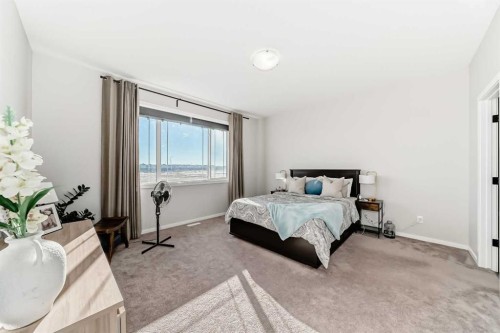 99 Cityline Point Ne, Calgary, AB - Indoor Photo Showing Bedroom