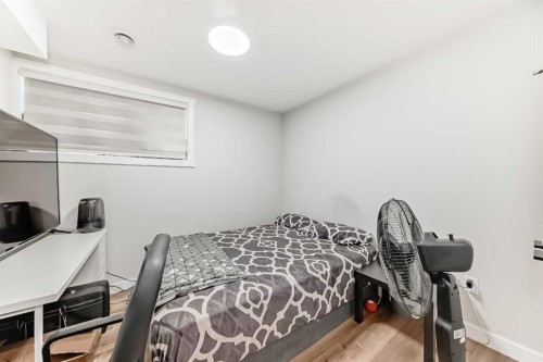 99 Cityline Point Ne, Calgary, AB - Indoor Photo Showing Bedroom