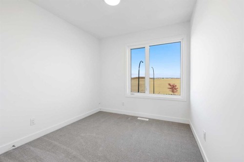 7039 Rangeview Avenue Se, Calgary, AB - Indoor Photo Showing Other Room