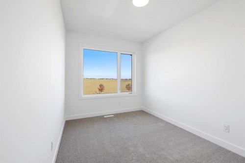7039 Rangeview Avenue Se, Calgary, AB - Indoor Photo Showing Other Room