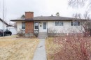 56 Lynndale Crescent Se, Calgary, AB  - Outdoor 