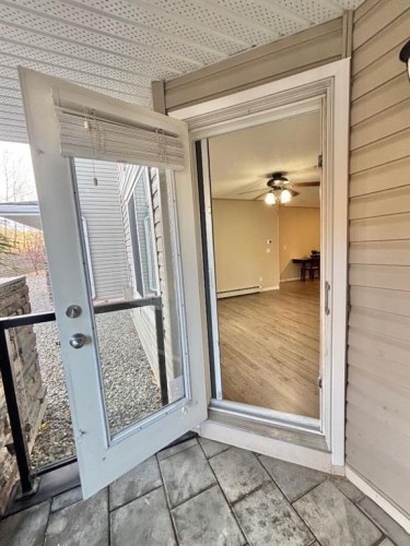 116-369 Rocky Vista Park Nw, Calgary, AB -  Photo Showing Other Room