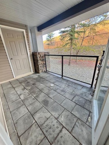 116-369 Rocky Vista Park Nw, Calgary, AB - Outdoor