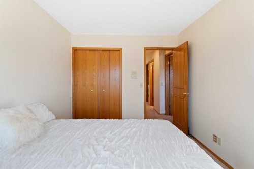79 Edenstone View Nw, Calgary, AB - Indoor Photo Showing Bedroom