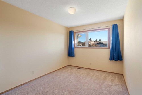 79 Edenstone View Nw, Calgary, AB - Indoor Photo Showing Other Room