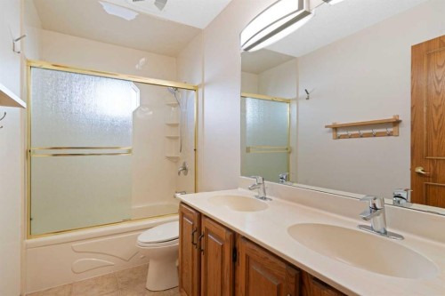 79 Edenstone View Nw, Calgary, AB - Indoor Photo Showing Bathroom