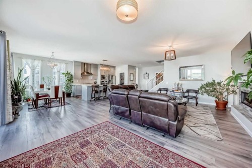 113 Howse Mount Ne, Calgary, AB - Indoor Photo Showing Living Room
