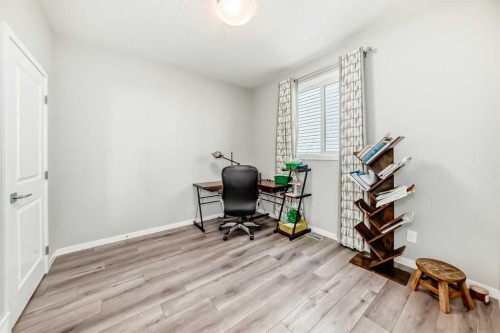 113 Howse Mount Ne, Calgary, AB - Indoor Photo Showing Other Room