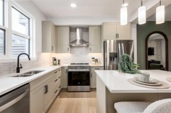 306-437 Alpine Avenue SW Calgary, AB T2Y 0Z8