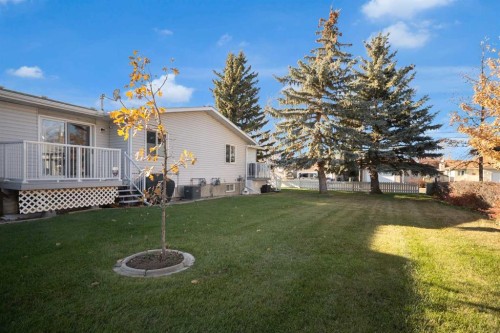2-717 Centre Street, Vulcan, AB - Outdoor With Deck Patio Veranda