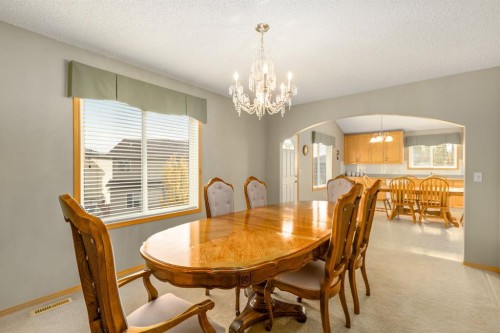 131 Panatella Close Nw, Calgary, AB - Indoor Photo Showing Dining Room