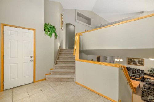 131 Panatella Close Nw, Calgary, AB - Indoor Photo Showing Other Room