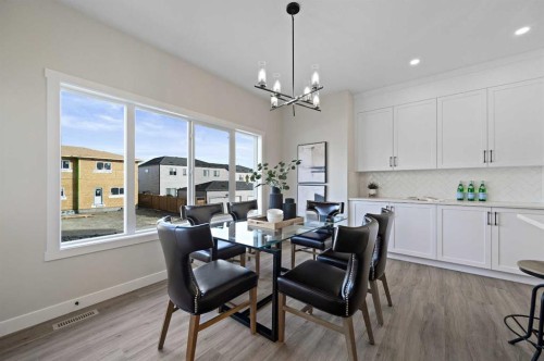 634 Bayview Lane Sw, Airdrie, AB - Indoor Photo Showing Dining Room