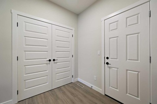 634 Bayview Lane Sw, Airdrie, AB - Indoor Photo Showing Other Room