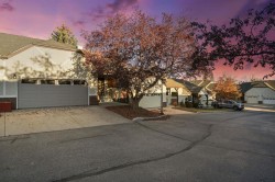 11 Coach Side Terrace SW Calgary, AB T3H 1L6