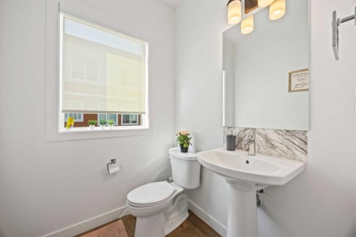 602-335 Creekside Boulevard Sw, Calgary, AB - Indoor Photo Showing Bathroom
