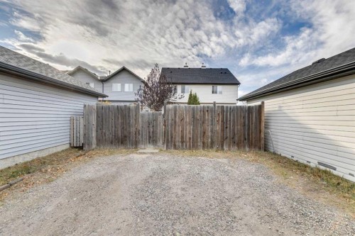 206 Elgin Place Se, Calgary, AB - Outdoor With Exterior