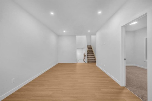 70 Homestead Common Ne, Calgary, AB - Indoor Photo Showing Other Room