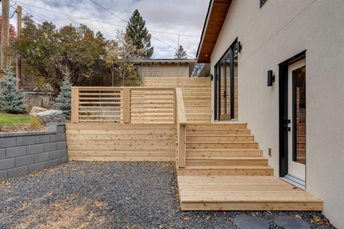 3423 23 Street Nw, Calgary, AB - Outdoor