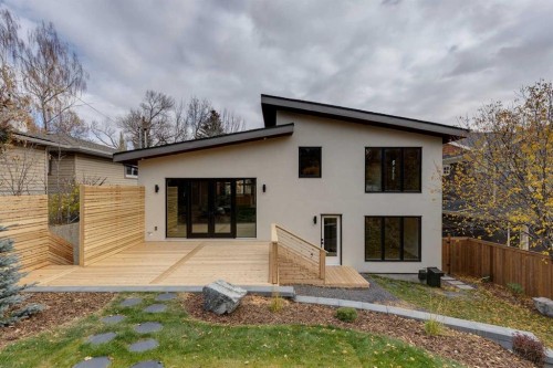 3423 23 Street Nw, Calgary, AB - Outdoor
