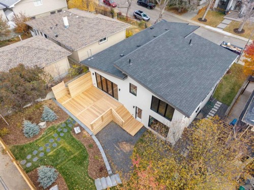 3423 23 Street Nw, Calgary, AB - Outdoor