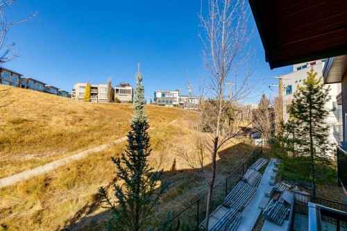 421-510 Edmonton Trail Ne, Calgary, AB - Outdoor