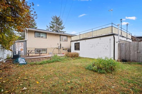 515 Murray Place Ne, Calgary, AB - Outdoor