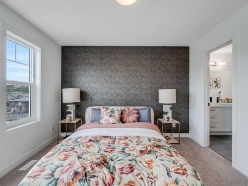 1306-200 Southridge Drive, Okotoks, AB - Indoor Photo Showing Bedroom