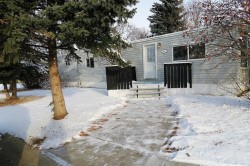 901 Briarwood Crescent  Strathmore, AB T1P 1E7