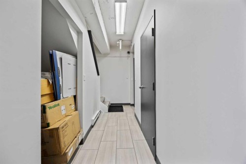 1742 10 Avenue Sw, Calgary, AB 