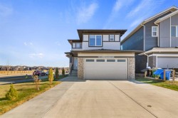 391 Corner Meadows Avenue NE Calgary, AB T3N 1X7
