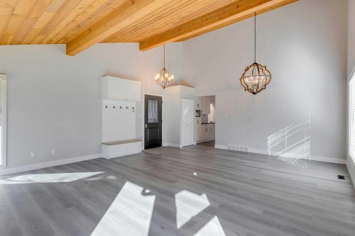 3020 Palliser Drive Sw, Calgary, AB - Indoor