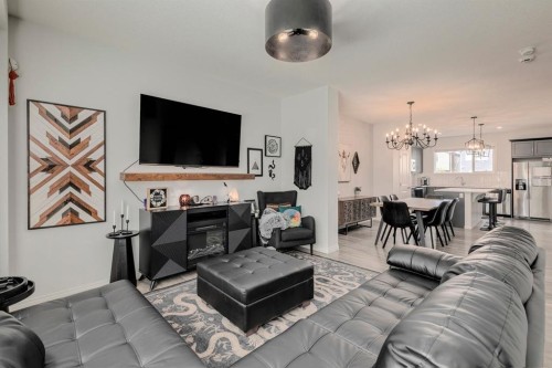 53 Seton Manor Se, Calgary, AB - Indoor Photo Showing Living Room