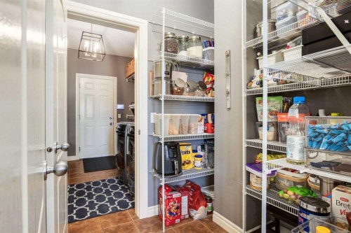 27 Tuscany Estates Drive Nw, Calgary, AB - Indoor With Storage