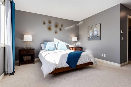 27 Tuscany Estates Drive Nw, Calgary, AB - Indoor Photo Showing Bedroom