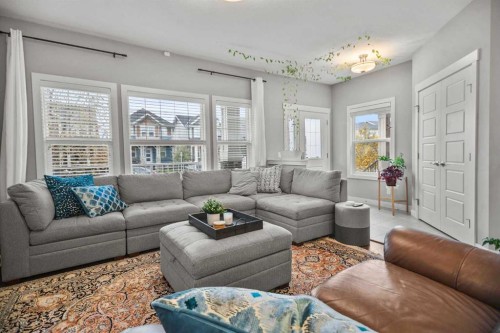 412 Evanston Way Nw, Calgary, AB - Indoor Photo Showing Living Room