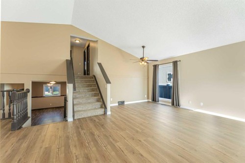 215 Hidden Vale Place Nw, Calgary, AB - Indoor