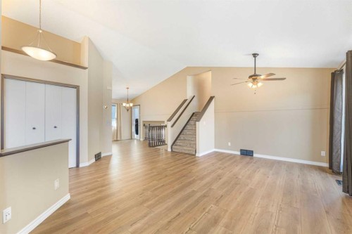 215 Hidden Vale Place Nw, Calgary, AB - Indoor Photo Showing Other Room