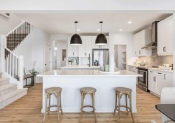 72 Lewisburg Close NE Calgary, AB T3P 2N4