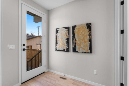 4610 84 Street Nw, Calgary, AB - Indoor Photo Showing Other Room