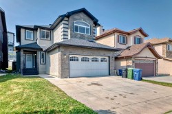 87 Sherwood Circle NW Calgary, AB T3R 1R3