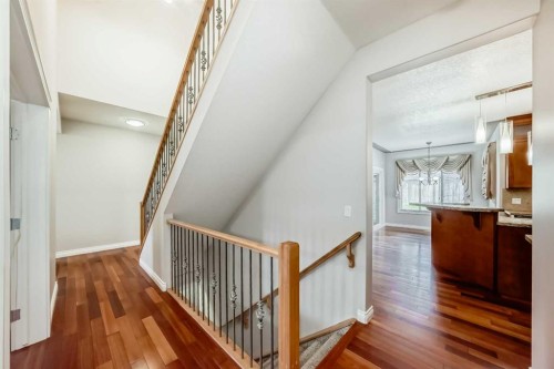 87 Sherwood Circle Nw, Calgary, AB - Indoor Photo Showing Other Room