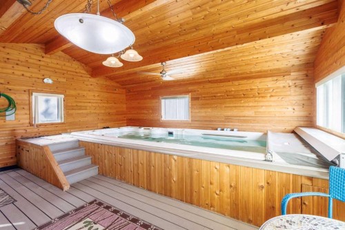 140043 Range Road 274, Rural Willow Creek No. 26, M.D. Of, AB - Indoor