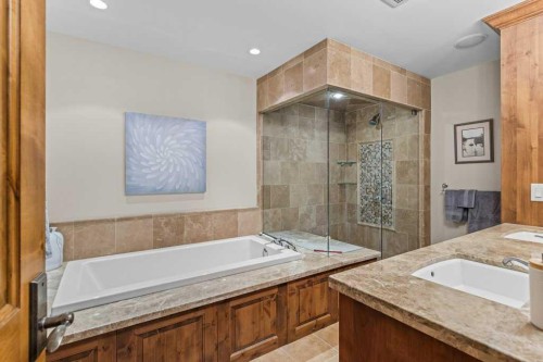 303-150 Stonecreek Road, Canmore, AB - Indoor Photo Showing Bathroom